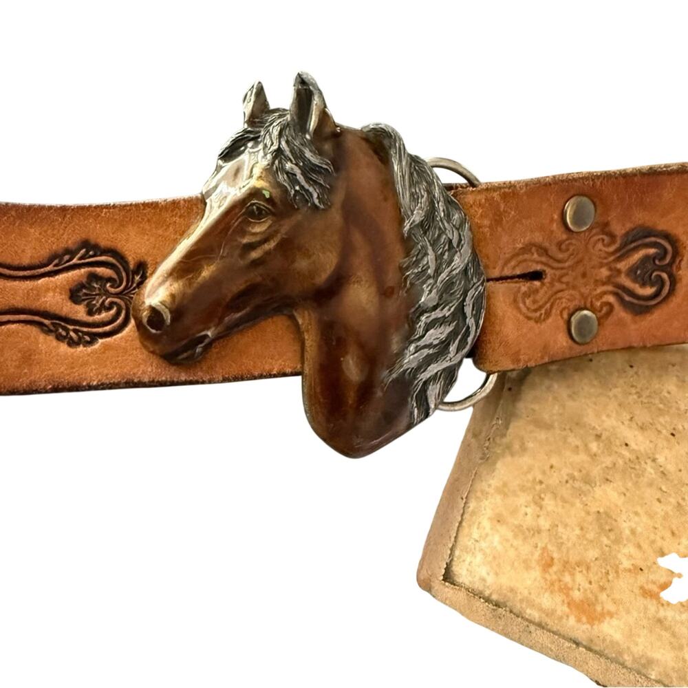 Siskiyou Buckle Co. Horse Belt Buckle & Leather Belt